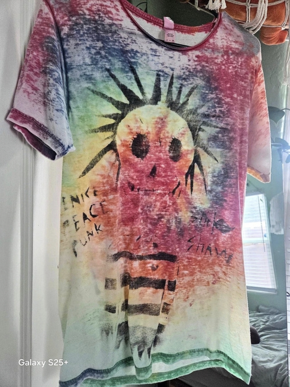 Handmade Tie Dye Graphic Short Sleeve Tee- Local Art Small